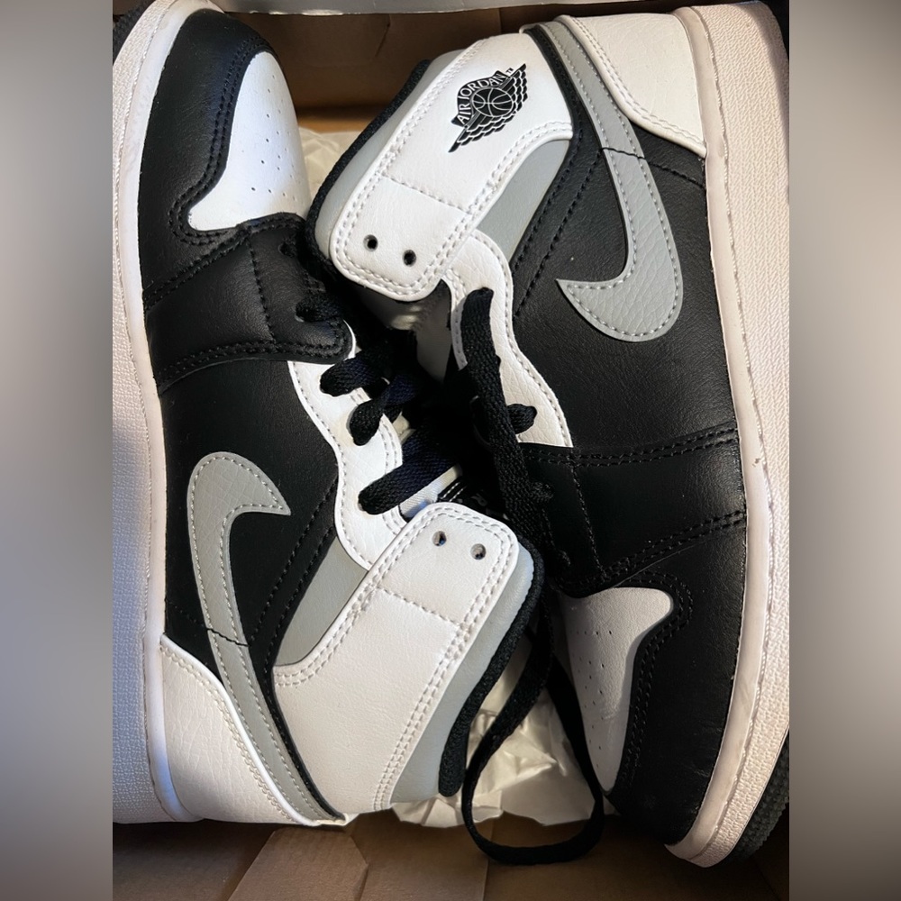 Nike Jordan 1s